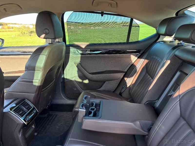 Škoda Superb 2,0   TDi,ČR,L&K,DSG,LED - foto 13