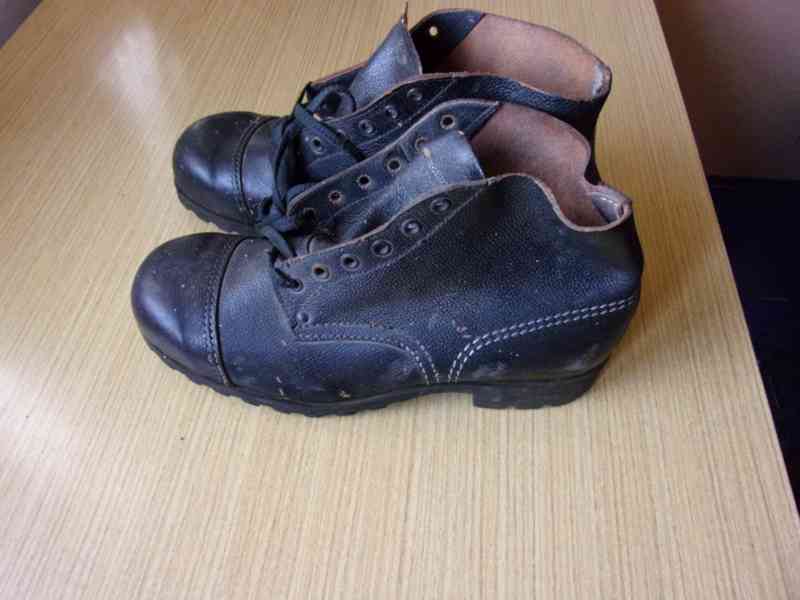Retro kožené boty s ocelovou špičkou - SVIT -PRODÁNO - foto 3