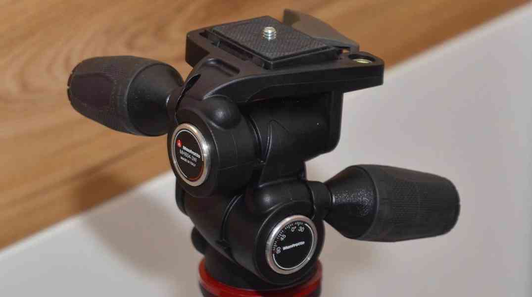 HLAVA: Manfrotto MH804-3W **3 cestá*Nosnost: 4 kg - foto 3
