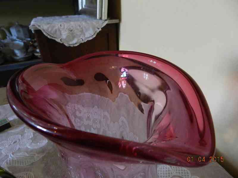 Hezká Autorská masivní růžová VÁZA hutní sklo - foto 8