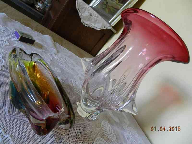 Hezká Autorská masivní růžová VÁZA hutní sklo - foto 9