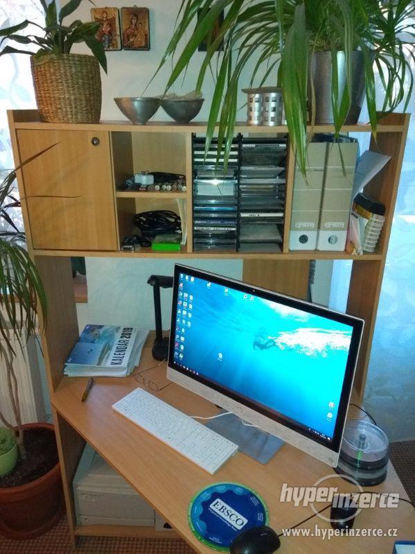 Rohový PC pracovní stůl - foto 2