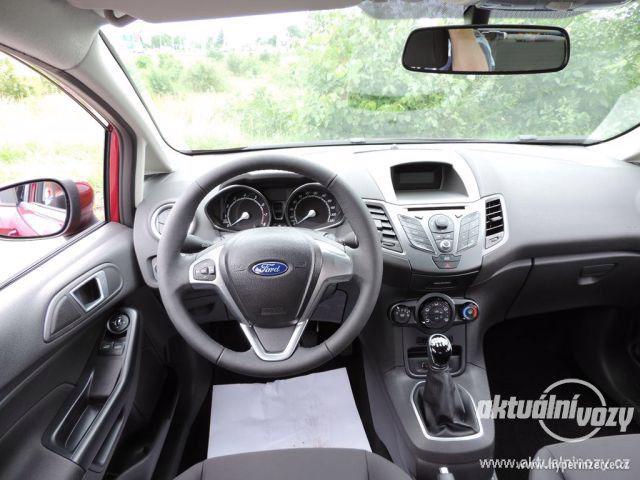 Ford Fiesta 1.2, benzín, vyrobeno 2014 - foto 33