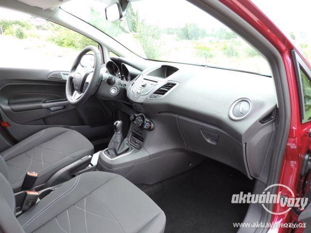 Ford Fiesta 1.2, benzín, vyrobeno 2014 - foto 34