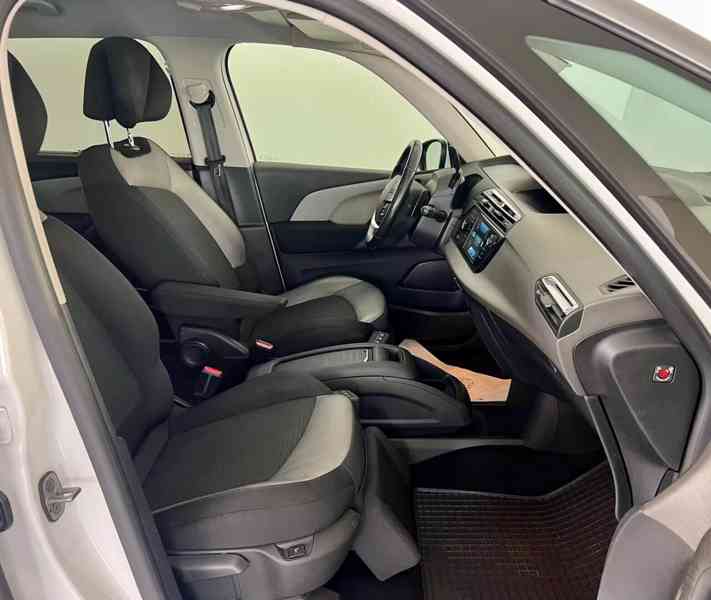 Citroën 1,6i  Grand C4 Picasso / SpaceTourer benzín 121kw - foto 14