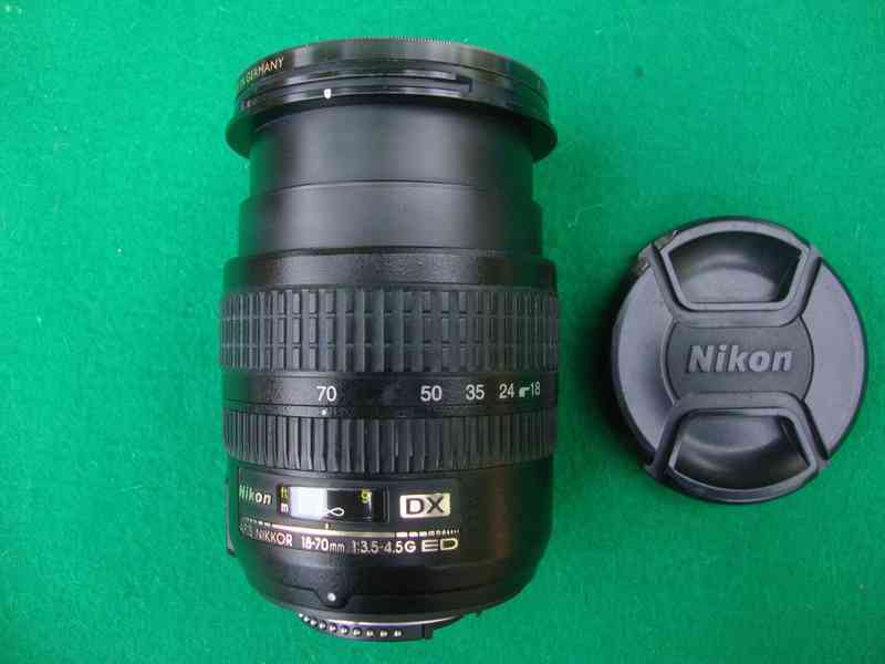 Objektiv NIKON NIKKOR DX AF-S 18-70 mm f3,5-4,5 G ED pěkný - foto 2