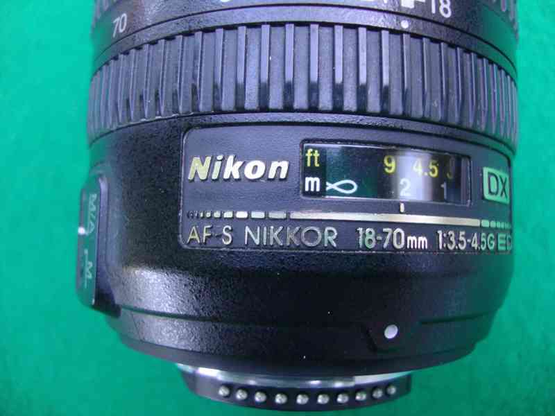 Objektiv NIKON NIKKOR DX AF-S 18-70 mm f3,5-4,5 G ED pěkný - foto 4