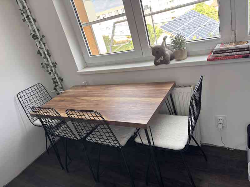 Stůl + 4 židle  - foto 2