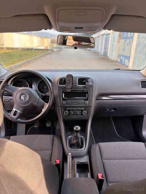 Volkswagen Golf 1,6   TDI - foto 13