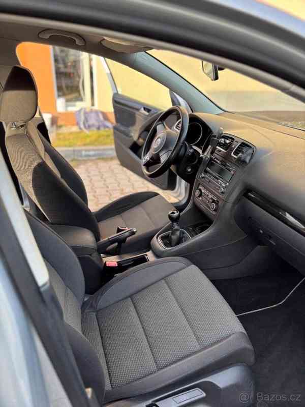 Volkswagen Golf 1,6   TDI - foto 15