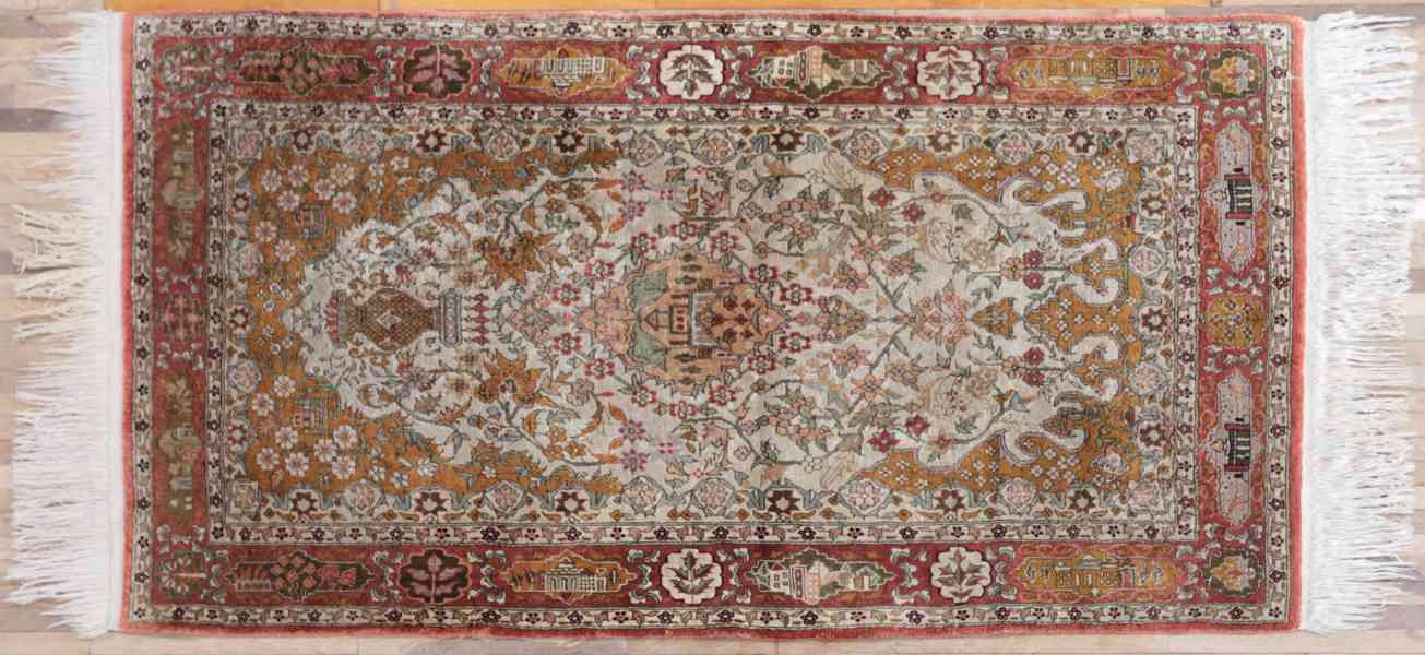 Celohedvábný perský koberec Ghoum 180 X 95 cm - foto 1