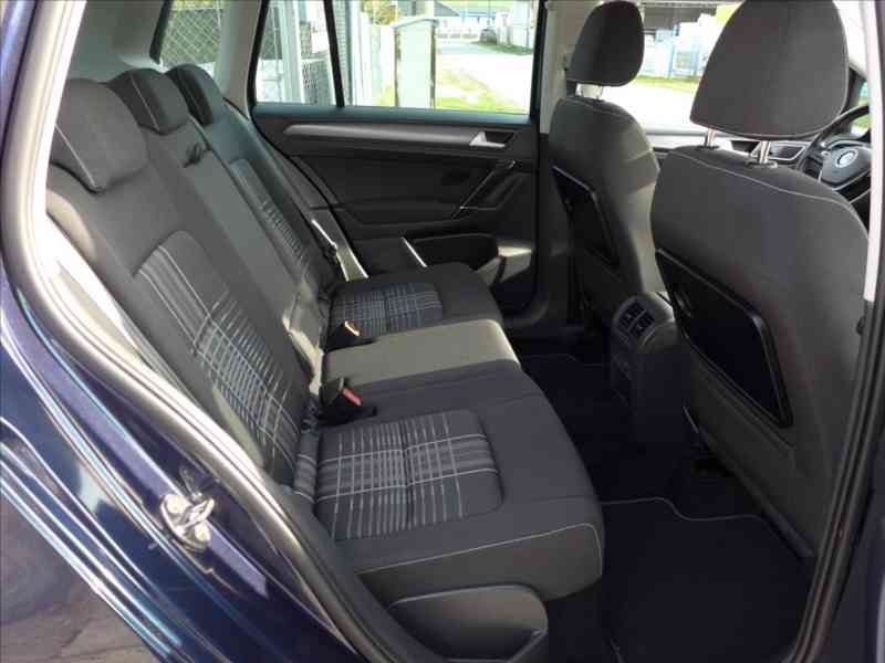 Volkswagen Golf Sportsvan 1,2 TSI NAVI, VÝHŘEV, TOP - foto 9
