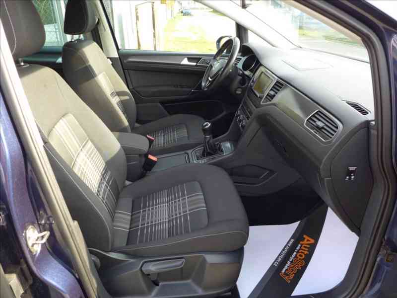 Volkswagen Golf Sportsvan 1,2 TSI NAVI, VÝHŘEV, TOP - foto 10