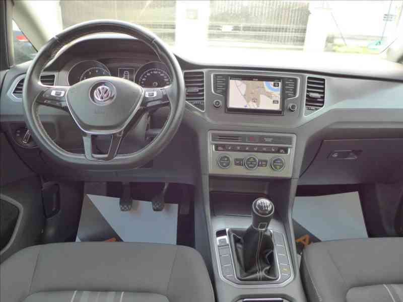Volkswagen Golf Sportsvan 1,2 TSI NAVI, VÝHŘEV, TOP - foto 7