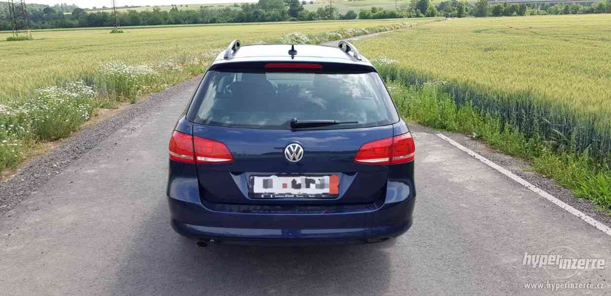 Volkswagen Passat bluemotion B7, rok 2012 - foto 4