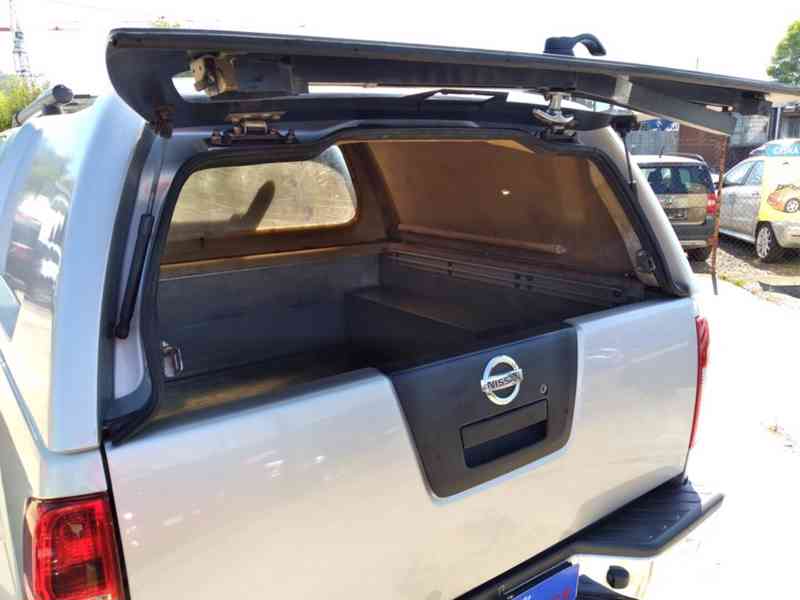 NISSAN NAVARA D40 2.5 dCi 4x4 DOUBLE CAB MANUÁL AC - foto 9