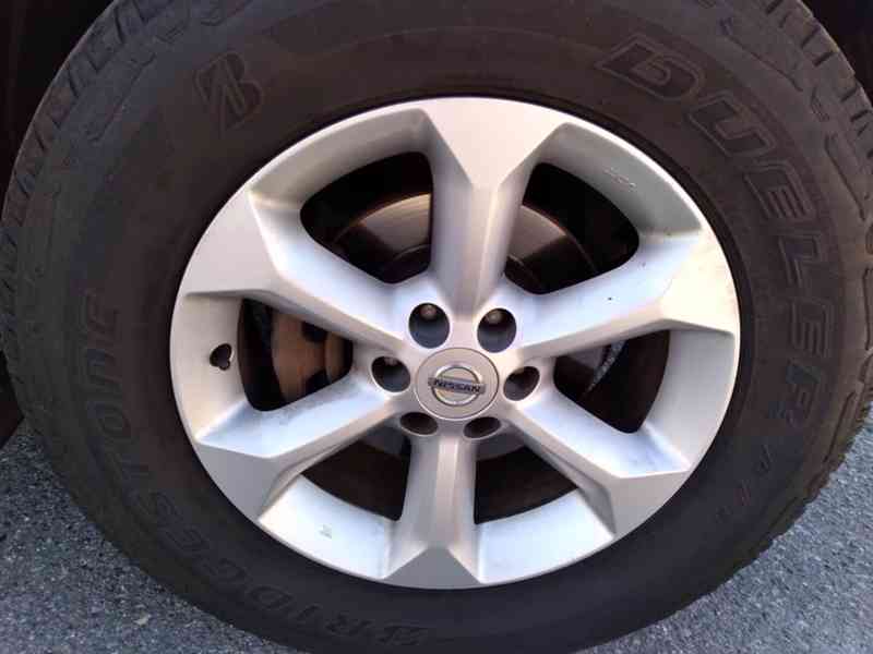 NISSAN NAVARA D40 2.5 dCi 4x4 DOUBLE CAB MANUÁL AC - foto 40