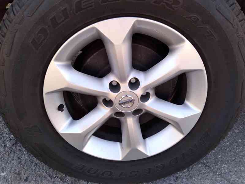 NISSAN NAVARA D40 2.5 dCi 4x4 DOUBLE CAB MANUÁL AC - foto 39