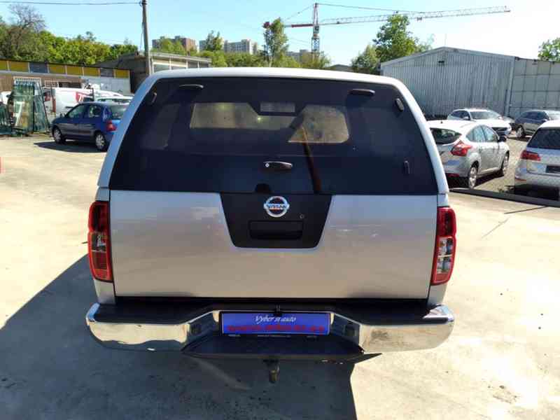 NISSAN NAVARA D40 2.5 dCi 4x4 DOUBLE CAB MANUÁL AC - foto 7