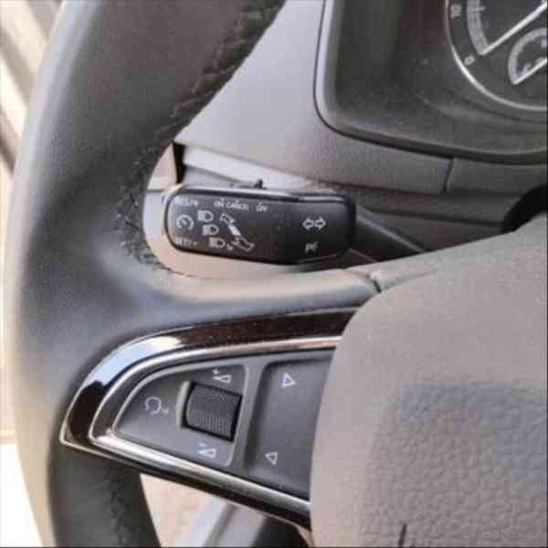 Škoda Karoq 2,0   STYLE PLUS, TDi 110kW 4x4 - foto 3