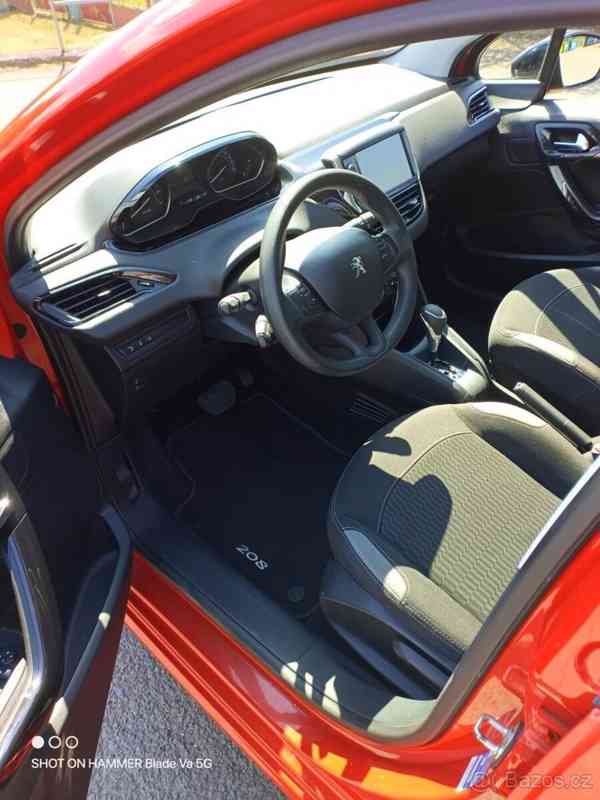 Peugeot 208 1,2 81Kw, automat - foto 6