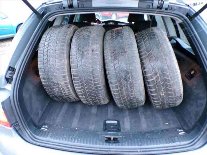 BMW 2,0 520d - foto 9