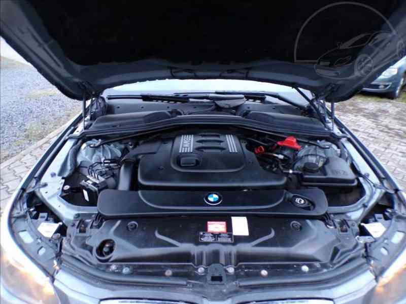 BMW 2,0 520d - foto 12