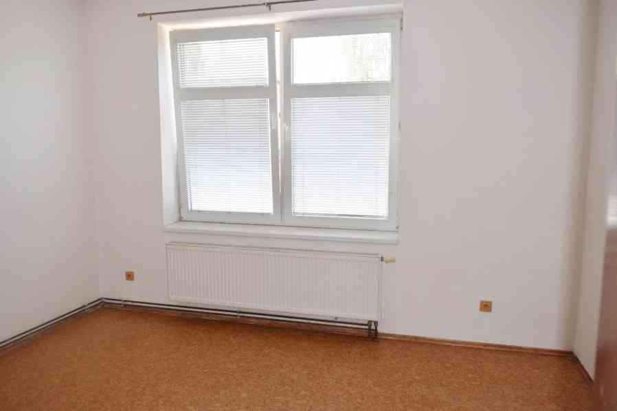 Pronájem bytu 2+kk ve Dvoře Králové nad Labem - foto 4