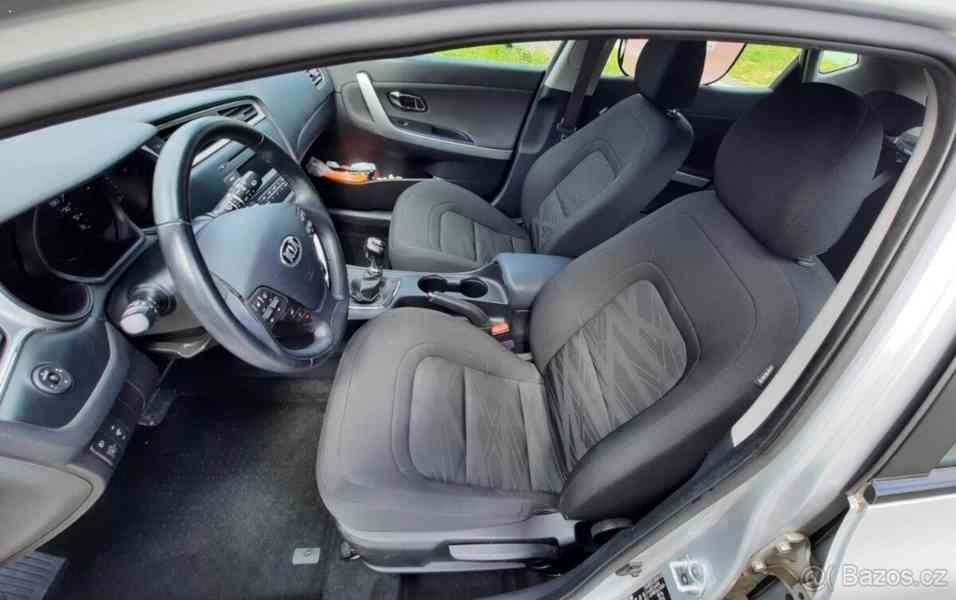 Kia Ceed 1,6 II JD - foto 10