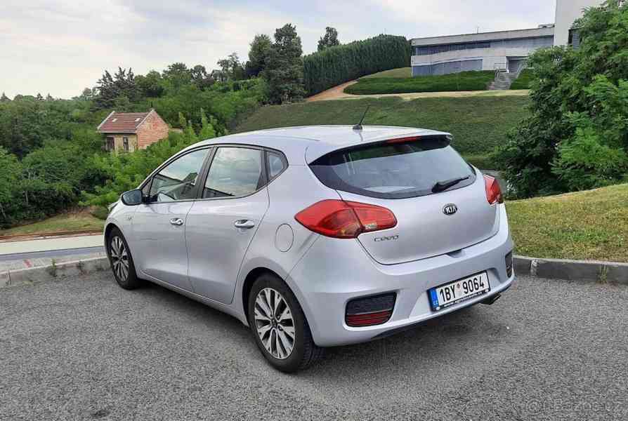 Kia Ceed 1,6 II JD - foto 9