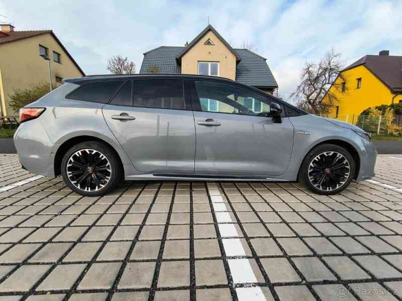 Toyota Corolla 2,0   GR SPORT Hybrid – 06/2021 - foto 2