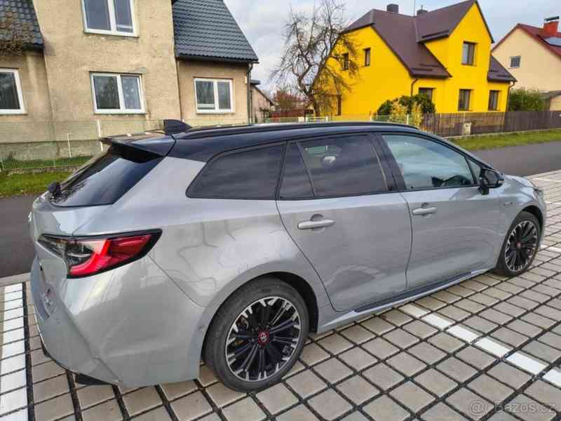 Toyota Corolla 2,0   GR SPORT Hybrid – 06/2021 - foto 15
