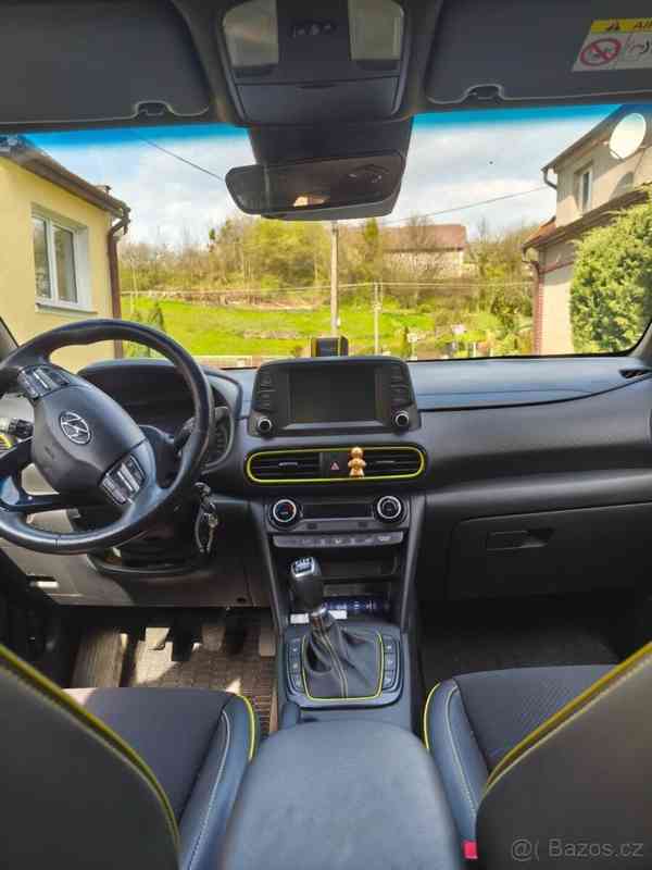 Hyundai Kona 1,0   T - GDI, 88kW - foto 4