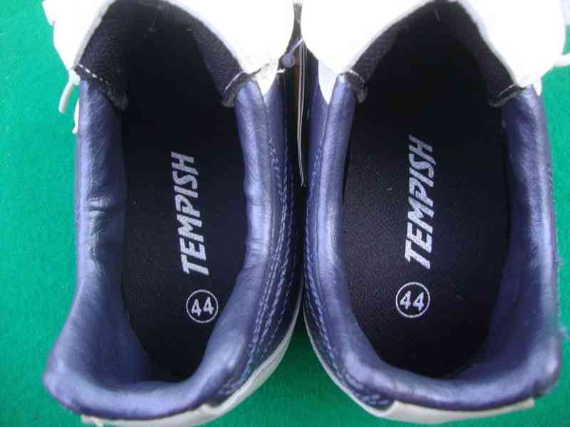 Nové kopačky Tempish Calibra vel.44 na trávu plastové špunty - foto 9