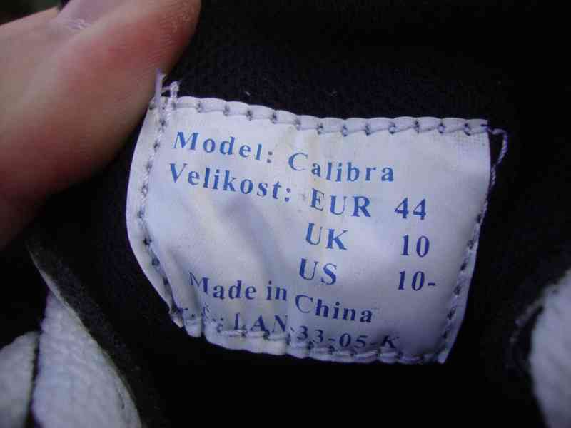 Nové kopačky Tempish Calibra vel.44 na trávu plastové špunty - foto 16