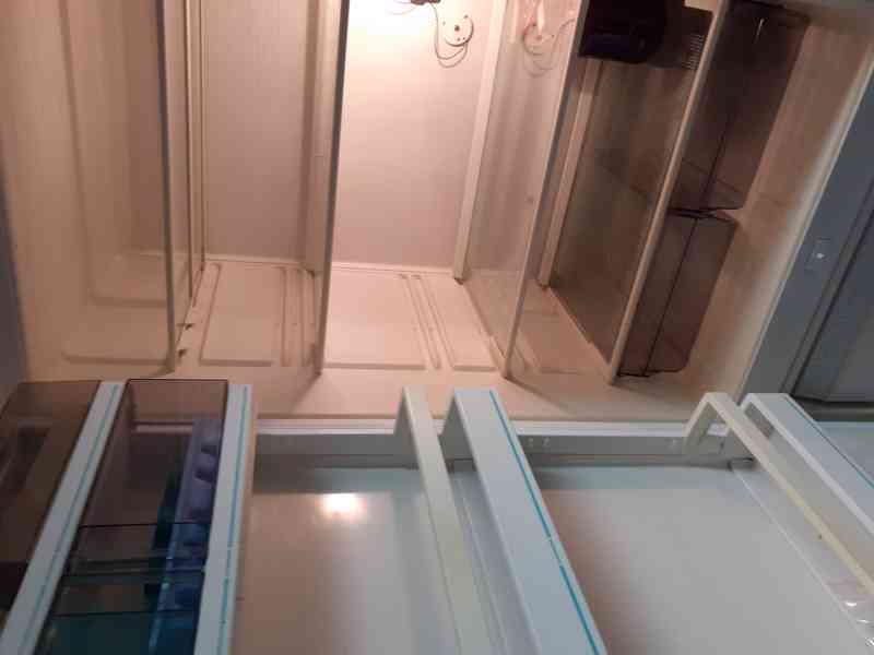 chladničku - foto 5