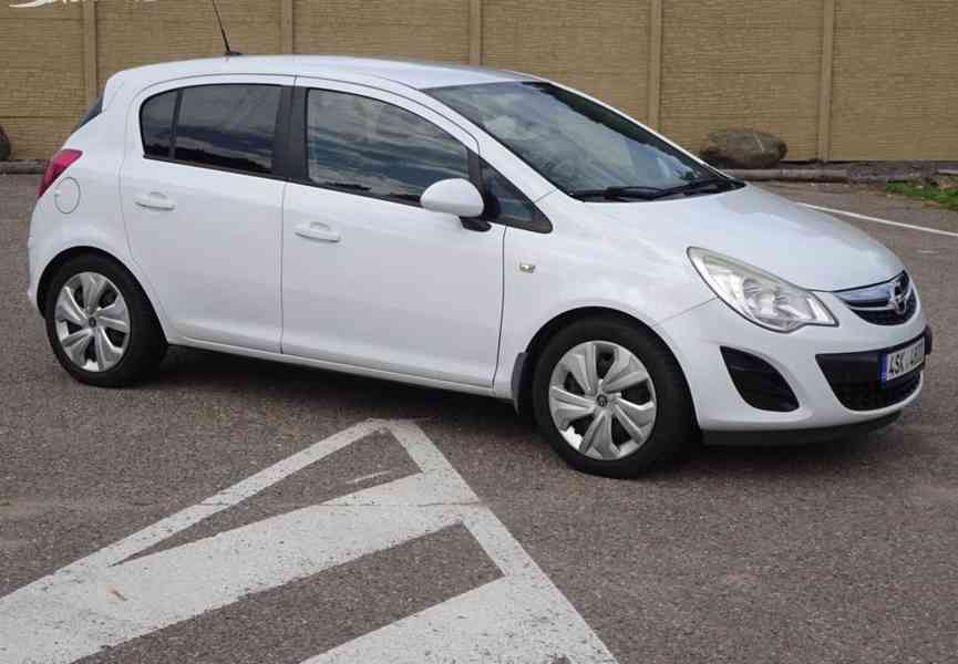 Opel Corsa, 1.2i (51 KW) r.v.-2011 klima - foto 2