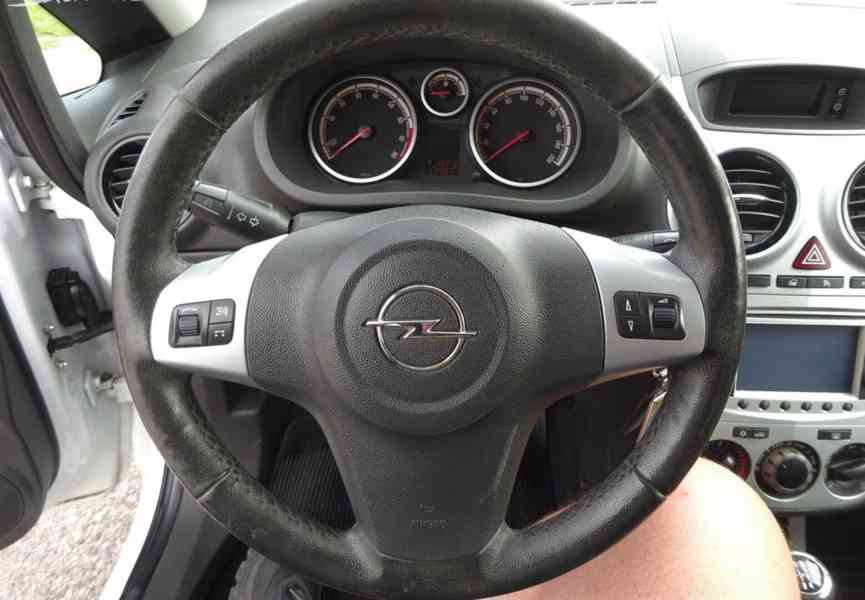 Opel Corsa, 1.2i (51 KW) r.v.-2011 klima - foto 10