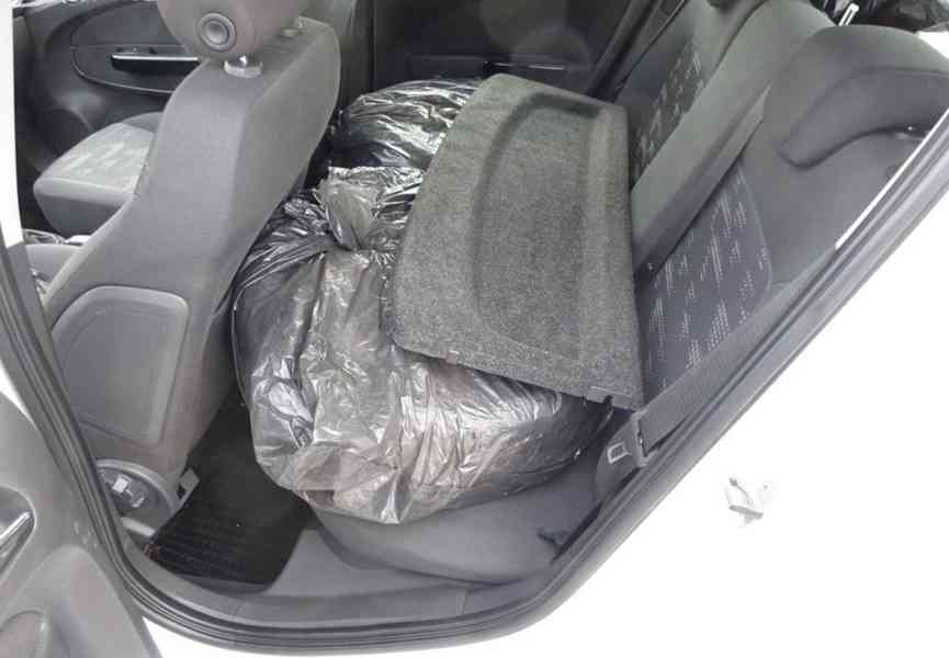 Opel Corsa, 1.2i (51 KW) r.v.-2011 klima - foto 14