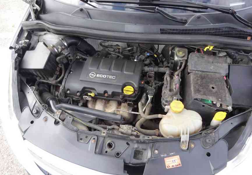Opel Corsa, 1.2i (51 KW) r.v.-2011 klima - foto 17