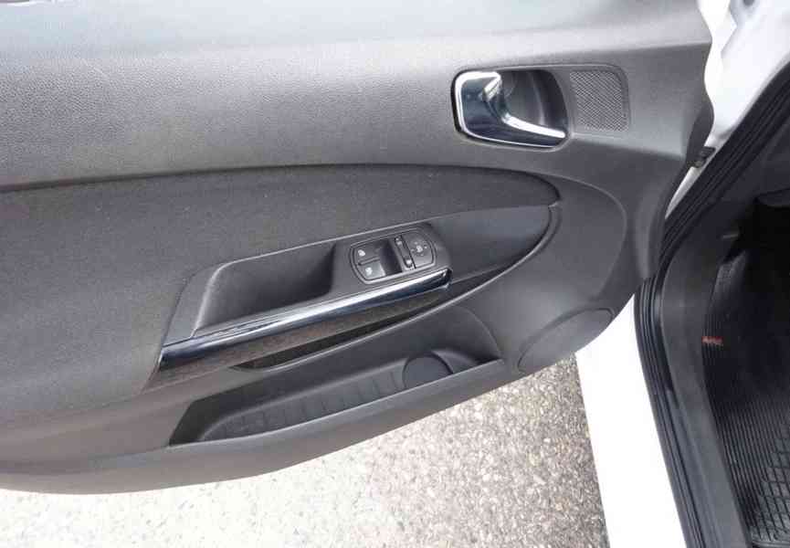 Opel Corsa, 1.2i (51 KW) r.v.-2011 klima - foto 6