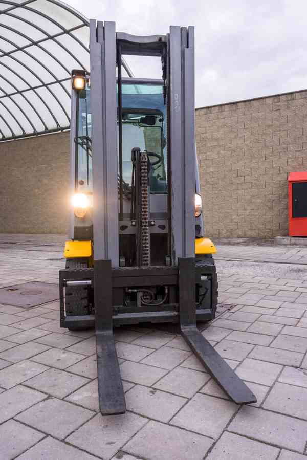 Vysokozdvižný vozík Jungheinrich TFG 425s (2) - foto 5