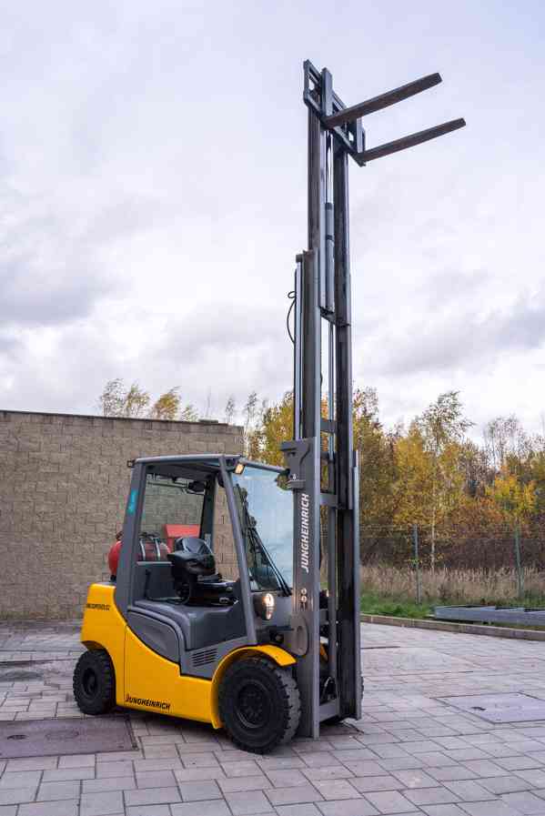 Vysokozdvižný vozík Jungheinrich TFG 425s (2) - foto 4
