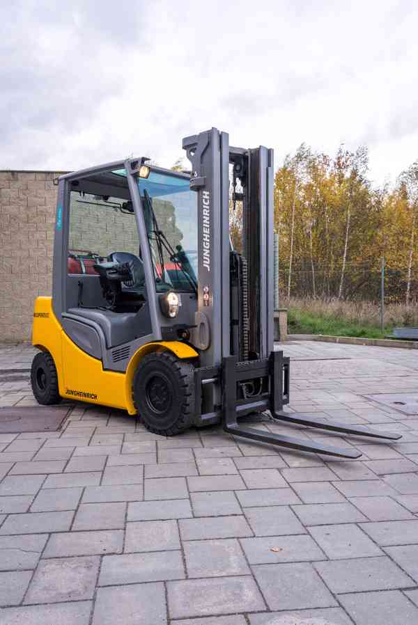 Vysokozdvižný vozík Jungheinrich TFG 425s (2) - foto 10