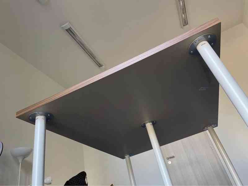 Stůl 90x120 cm z šicí dílny (střihací) - foto 2