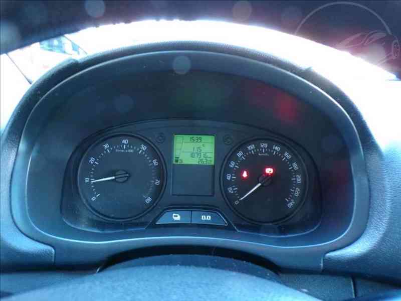 Škoda Fabia 1,2 HTP-44KW KLIMA - foto 5