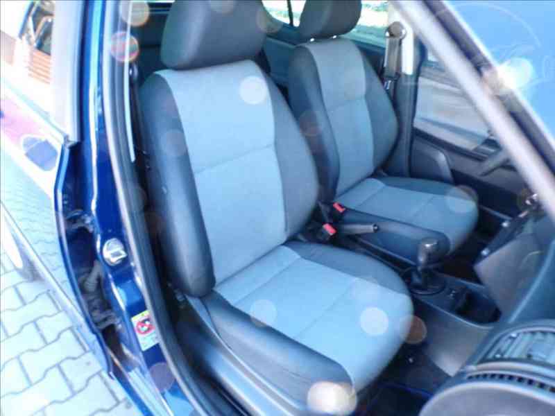 Škoda Fabia 1,2 HTP-44KW KLIMA - foto 11