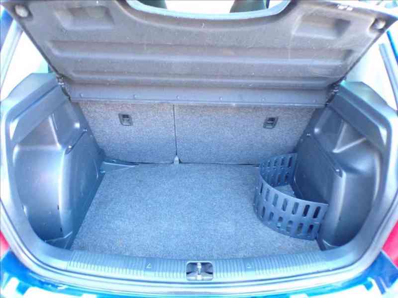 Škoda Fabia 1,2 HTP-44KW KLIMA - foto 8