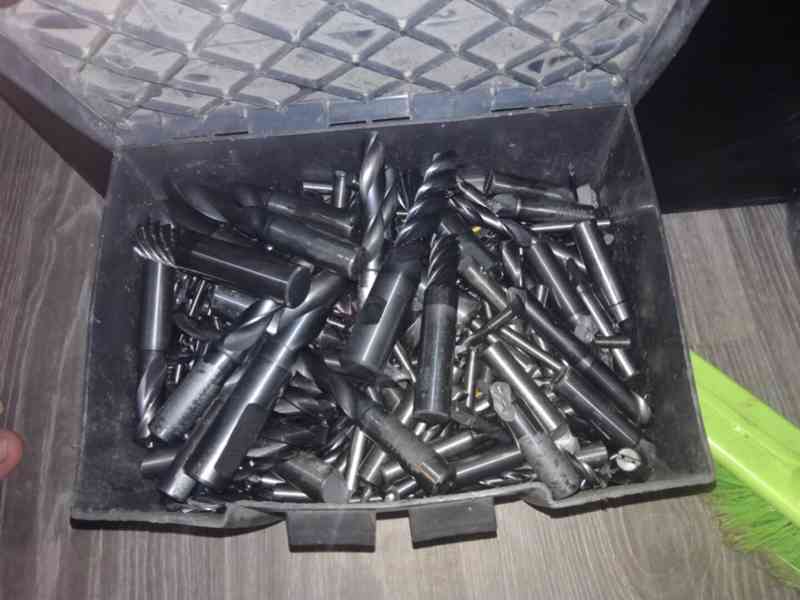 KOUPÍM TVRDOKOV - foto 3