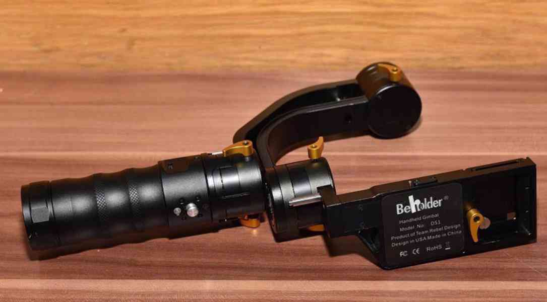 Gimbal: IKAN DS1 Beholder **pro DSLR a Mirrorless do 1,7KG - foto 5